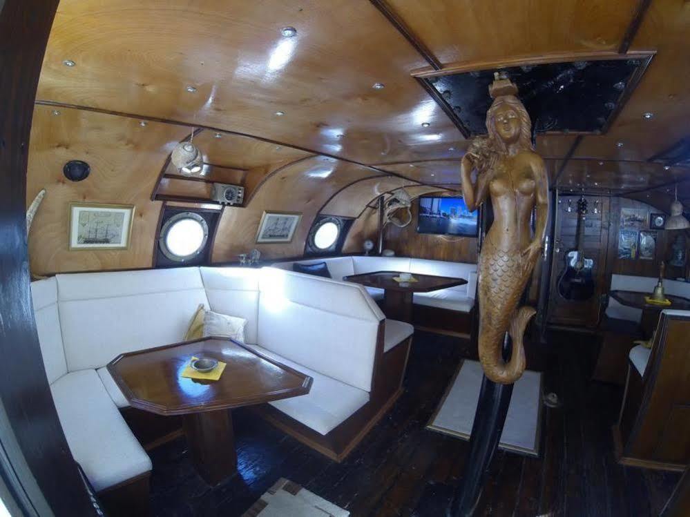 Hotel Boat Ms Cutty Jean à Sliema Extérieur photo