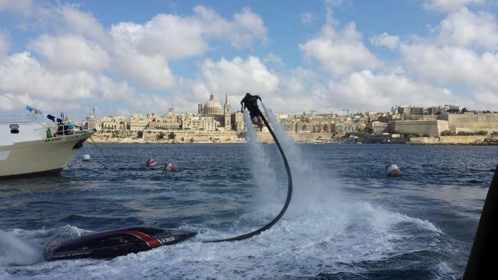 Hotel Boat Ms Cutty Jean à Sliema Extérieur photo